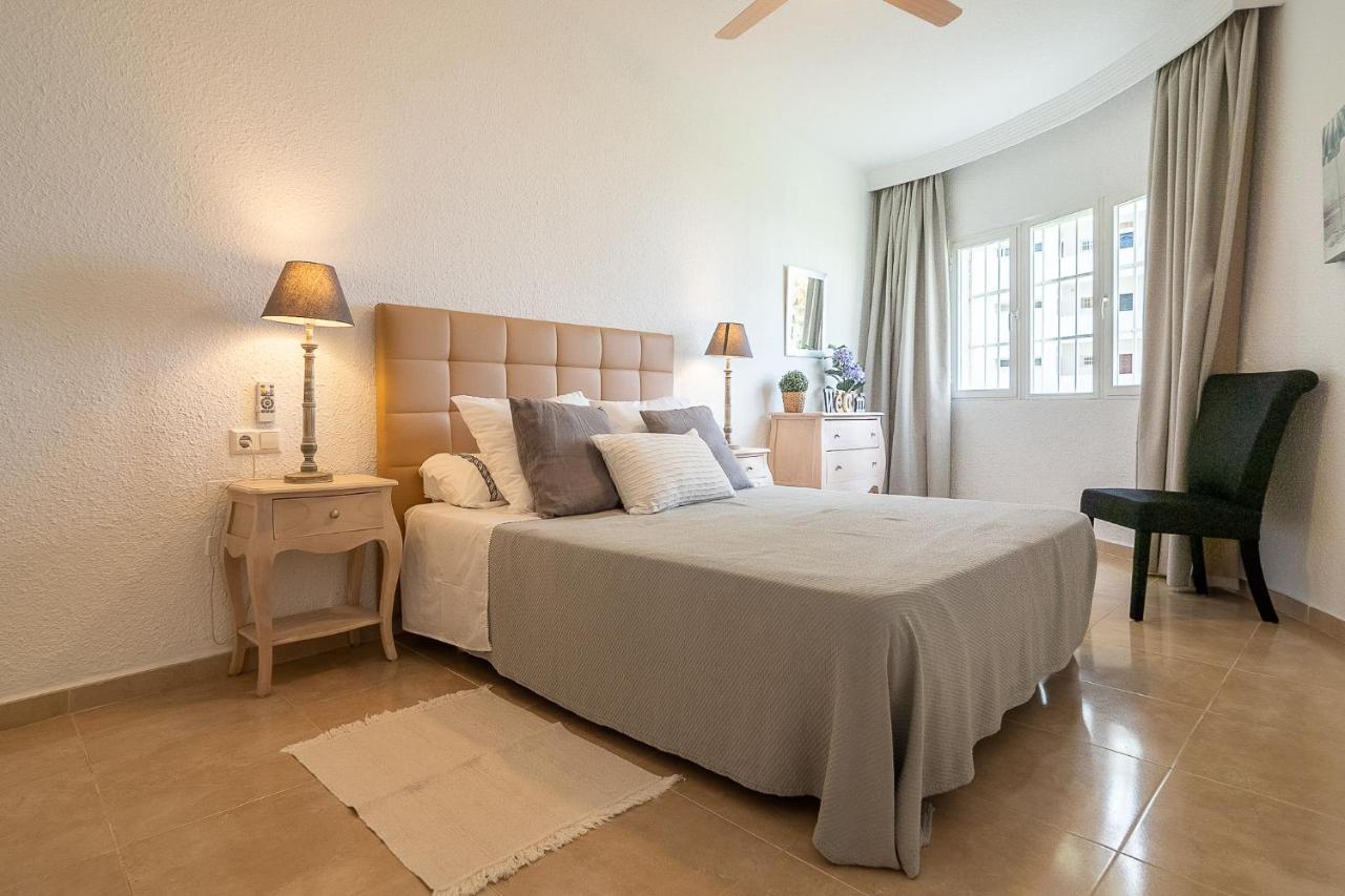 Md002 Precioso Apartamento En Primera Linea De Playa Sitio de Calahonda エクステリア 写真